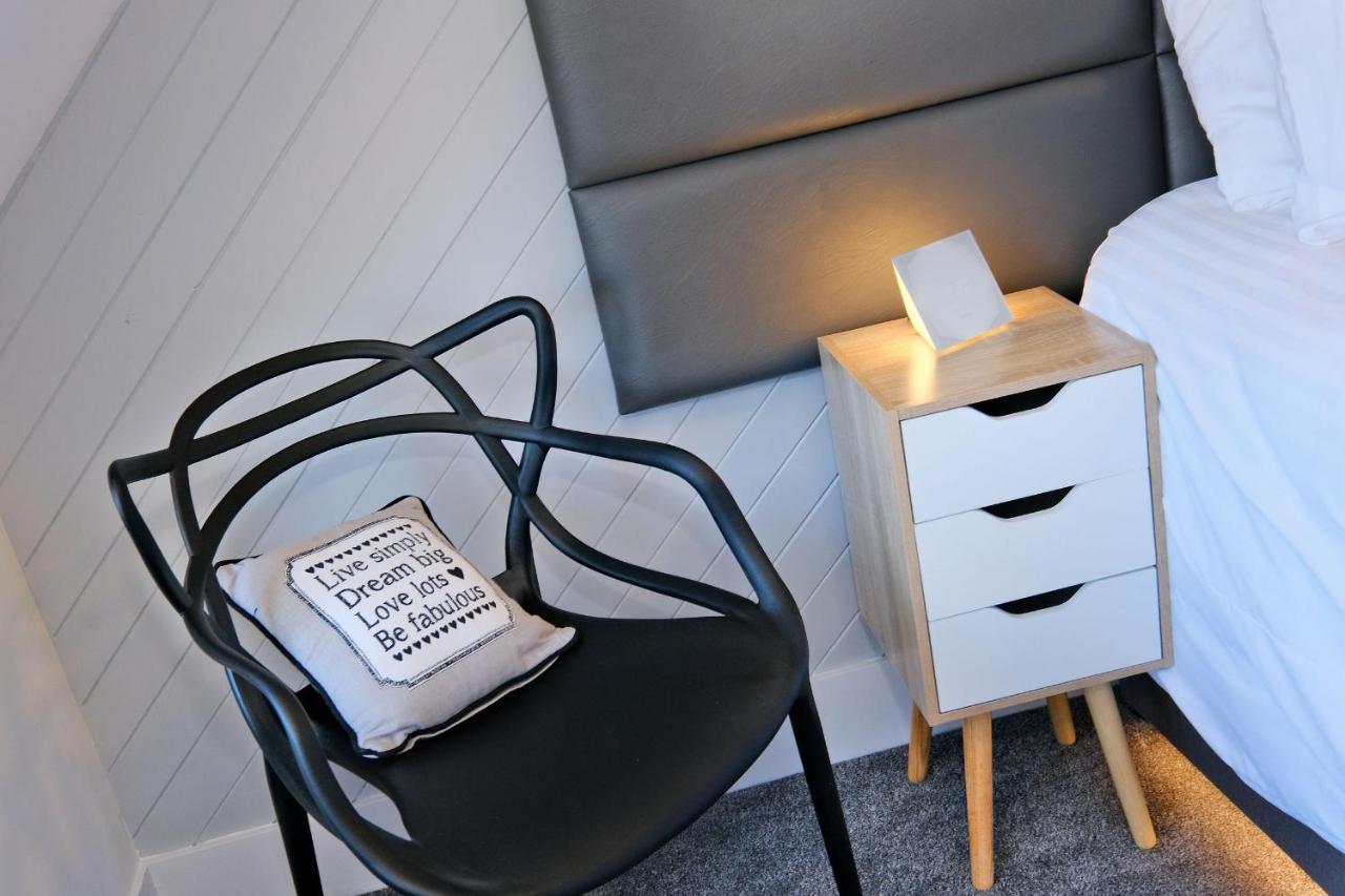 Ben Shea Smart Holiday home *